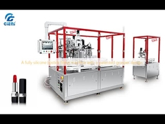 Een volledig siliconen lippenstift vulmachine met een gepatenteerd grijper ontwerp.