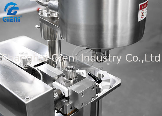 Laboratoriumtype de Olie van de Mascaralip Kosmetische het Vullen Machine met 5L-Tank