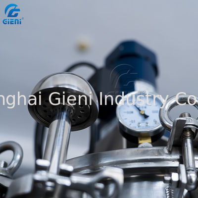 de Camouflagestiftroom van 45pcs/Min 100ml Kosmetische het Vullen Machine met Pijp het Opheffen