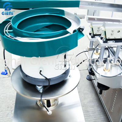 PLC van AC220V 50pcs/Min Nail Polish Filling Equipment Controle