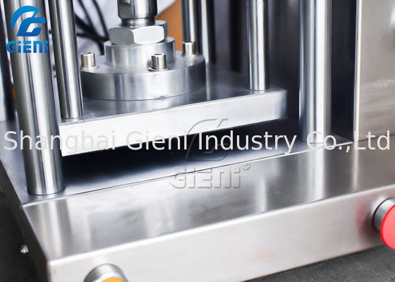 Auto het voeden Laboratoriumformule de Kosmetische Machine van de Poederpers