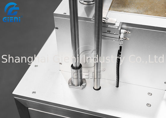 De compacte Machine van de de Lippenstiftmaker van SS304 1500pcs/H Semi Automatische